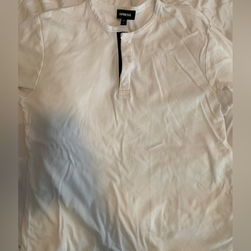 Small Express t-shirt